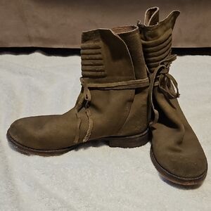 Free People Olive Green Suede Ankle Boots Sz 38 /7.5